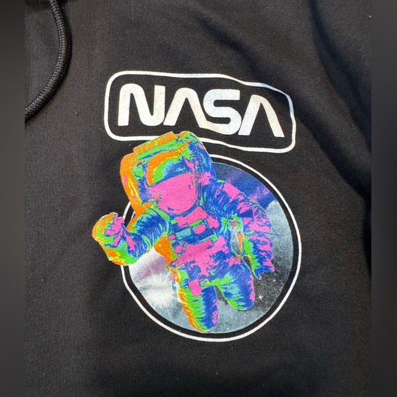 Men’s NASA Pullover Hoodie-NWOT - Picture 2 of 6